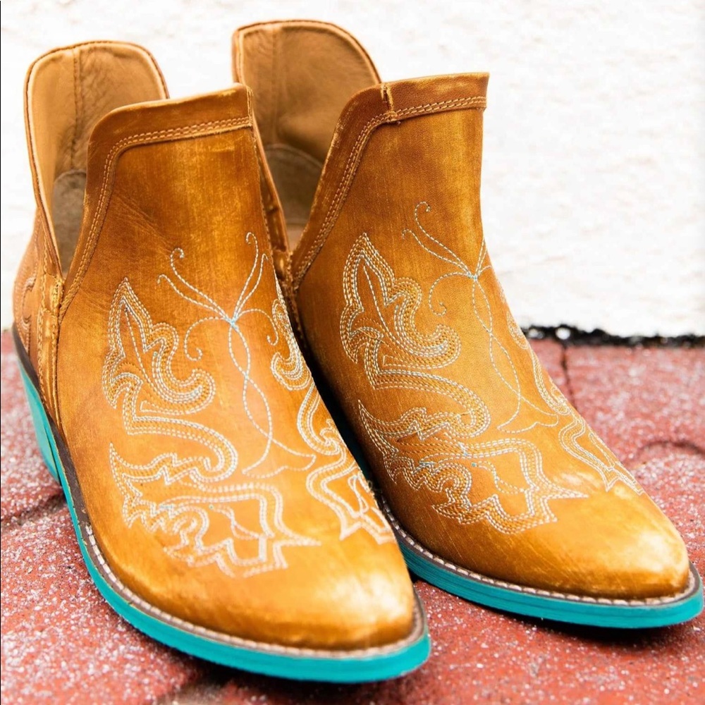 Southern Fried Chics leather cowgirl boots